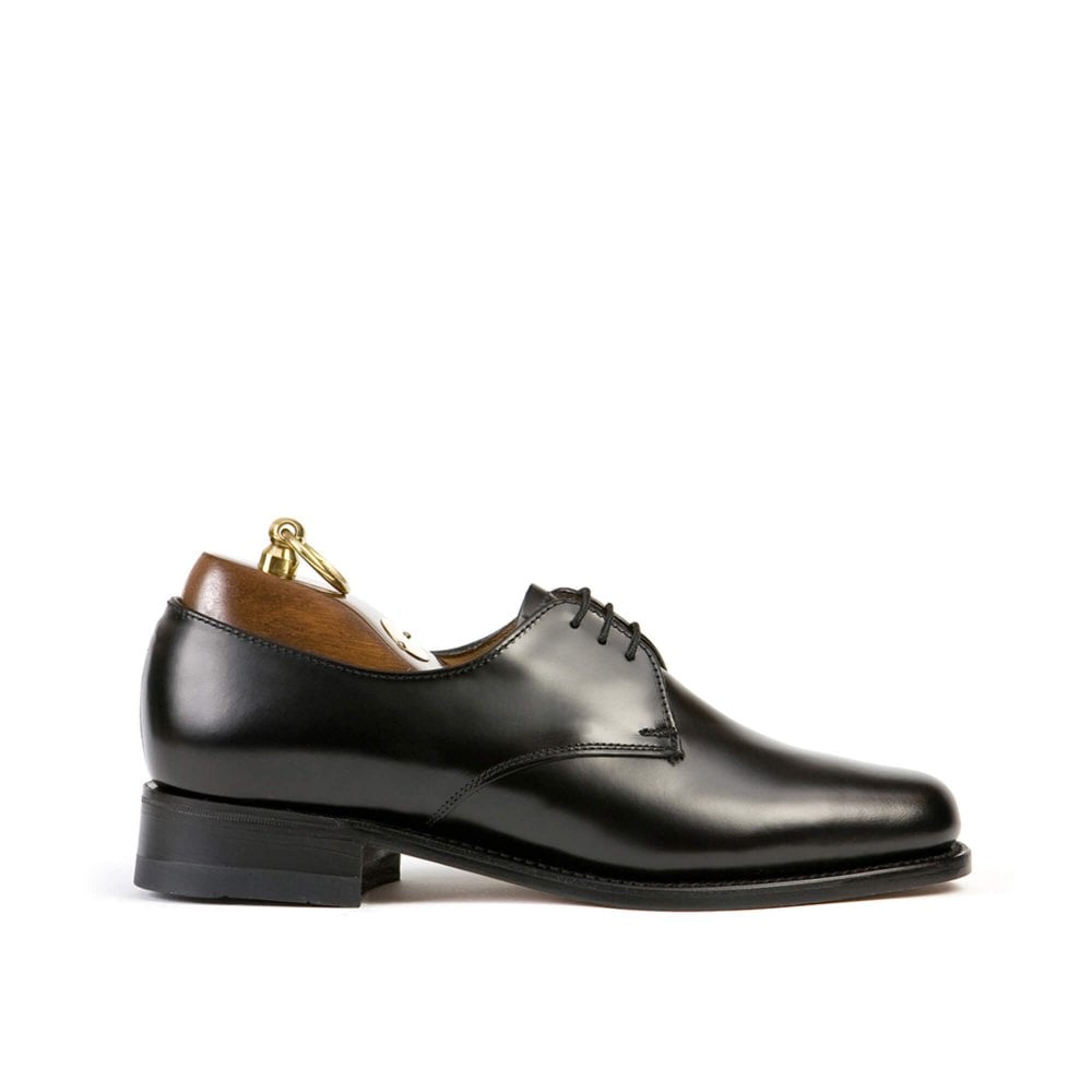 Ladies Black Polishing Leather Plain Gibson